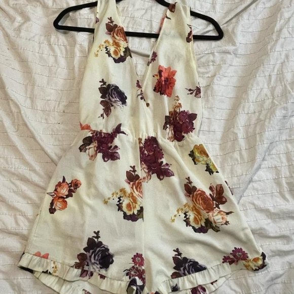 Floral romper - Picture 1 of 2